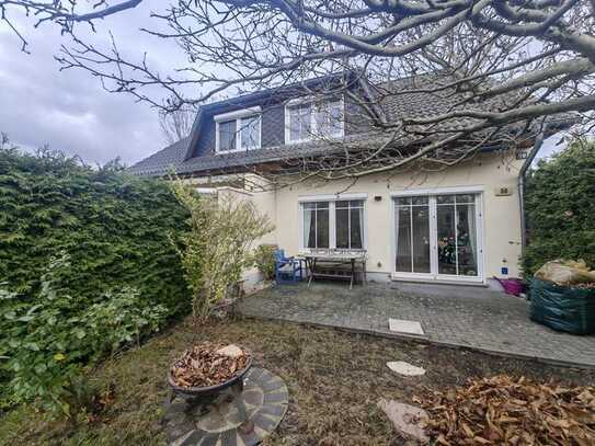 Idyllische DHH für die ganze Familie/Idyllic semidetached house for the whole family