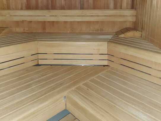 Spannende Fläche im 14.OG geeignet für einen Spa-/Sauna-Betrieb / Sonstige Nutzung