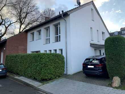 einmalige Chance - Bunter Garten in ruhiger Lager und in sehr gutem Zustand