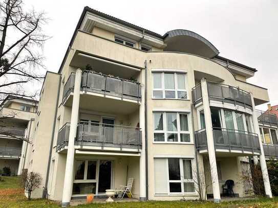 TOP LAGE - vollmöblierte helle 2-Zimmer-Wohnung in Bad Cannstatt