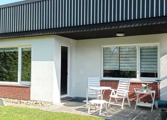 Geschmackvolle, modernisierte 3-Zimmer-Terrassenwohnung mit Einbauküche in Schwarzenbek