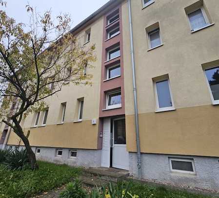 kleine 2 Zimmerwohnung mit Balkon