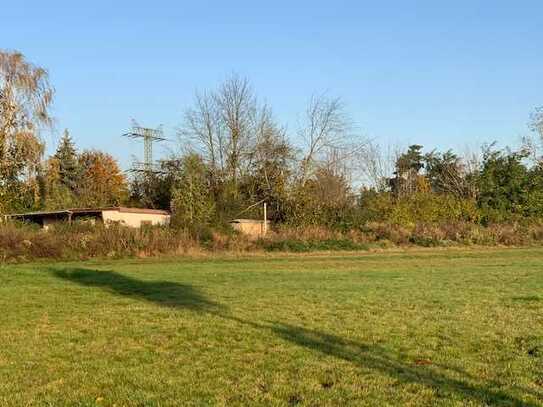 Exklusives Grundstück mit Bestandsgebäude und einzigartigem Blick zum Hufeisensee