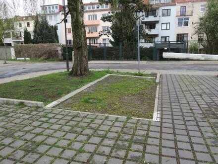 Stellplatz in gesicherter Parkplatzanlage in Bremer Neustadt