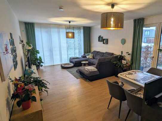 Neuwertige 3-Raum-Wohnung im EG in Bestensee mit Terrasse, Gartenanteil und zwei Bädern