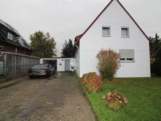 Einfamilienhaus mit Charme und viel Platz in idyllischer Feldrandlage