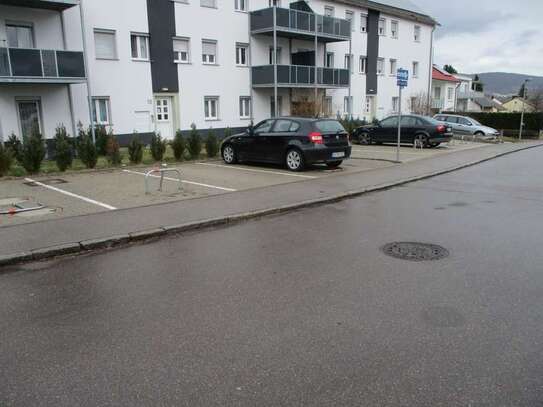 Pkw-Stellplatz in Aalen-Hüttfeld, Max-Reger-Strasse 10 zu vermieten