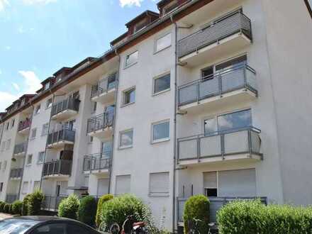 Schöne 1 Zimmer Wohnung mit Balkon in ruhiger Feldlage