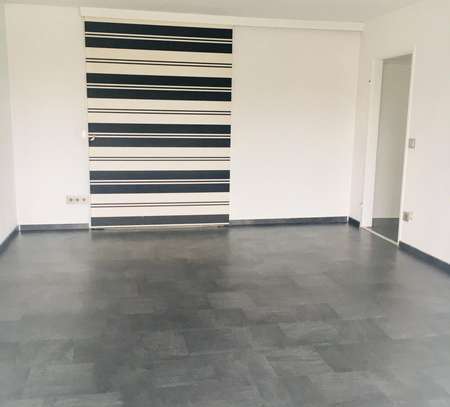 Exklusive, modernisierte 3-Zimmer-Wohnung mit Balkon und EBK in Sindelfingen