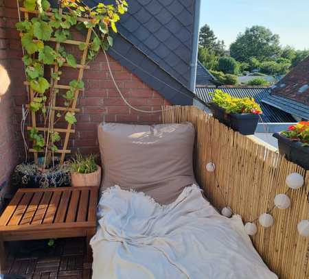 Sehr schöne, gut geschnittene 3-Zimmer-Wohnung mit Balkon und EBK in Erftstadt Gymnich