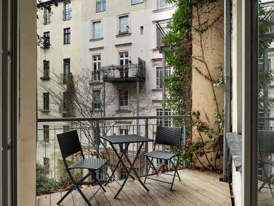 Bezugsfreie 1-Zimmer-Wohnung mit Balkon am Paul-Lincke-Ufer