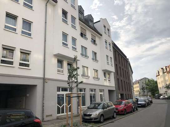 Freundliche 2-Raum-Wohnung mit Balkon in Dresden-Pieschen