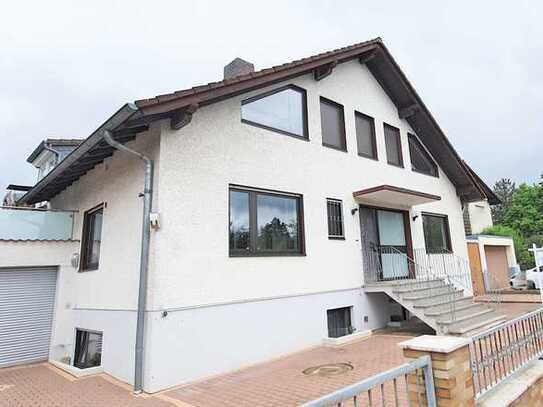 Großzügiges Einfamilienhaus mit viel Potenzial auf großem Grundstück!