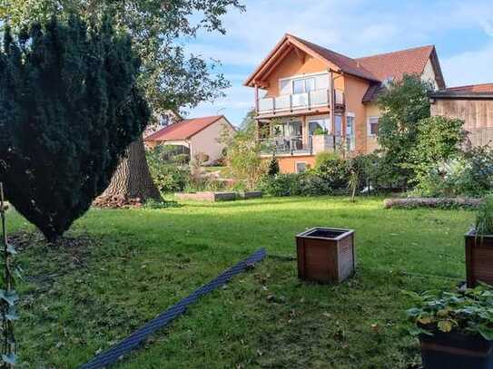 Schöne 2-Zimmer-Wohnung mit Terrasse in Teublitz