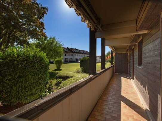 Ruhige Hochparterrewohnung mit Balkon und Gartenblick in Kirchham