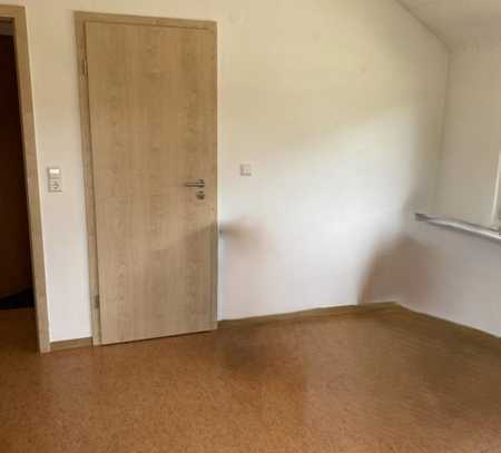 Kleine und gemütliche 2-Zimmer Single-Wohnung im Tonbachtal