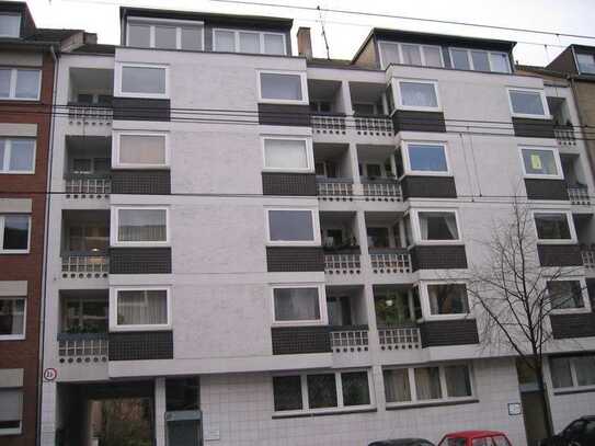 Schöne 2-Raum-Wohnung mit Balkon nähe Uni-Klinik Düsseldorf