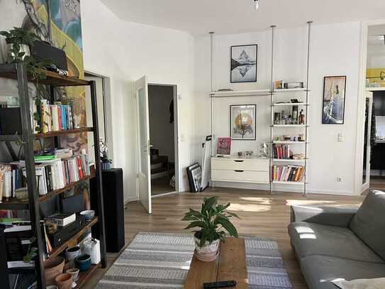 Voll möblierte 2,5-Zimmer-Wohnung in Berlin Kreuzberg