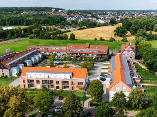 Neuwertig! einziehen, genießen, wohlfühlen! Schicke 2 Zi.-Gartenwohnung mit Golfplatz-Blick