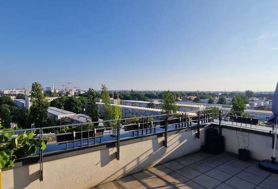 Gehobene 3,5-Zimmer-Penthouse-Wohnung mit Fernblick, Teilmöbliert inkl. EBK