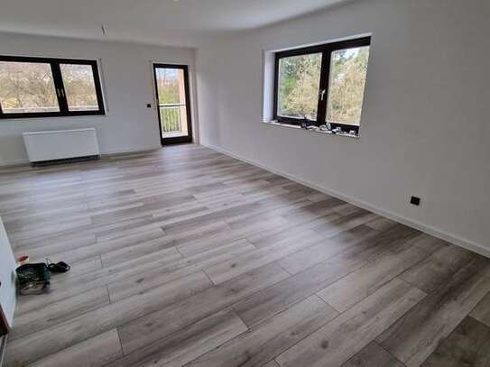 Modernisierte 4-Zimmer-Wohnung mit Balkon in Kuppenheim