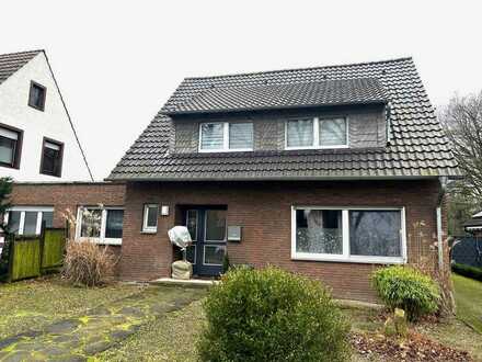 Großes & Freistehendes Einfamilienhaus mit Garage und Garten in Gronau!