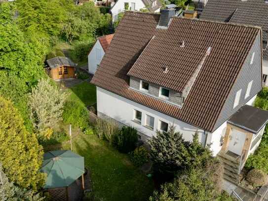 Zweifamilienhaus mit Garage, Garten, Terrasse und Balkon in Geseke zu verkaufen