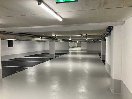 Tiefgaragenplatz zu vermieten