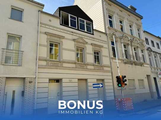 Schicke renovierte 3 Zimmer-Wohnung in MG-Zentrum * ca. 74,23 m² Wfl. * sofort frei *