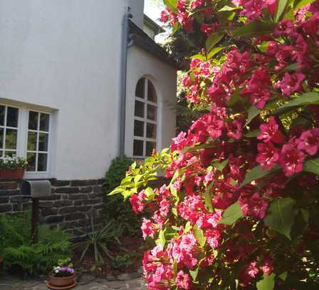 Wunderschöne Maisonettewohnung in Jugendstilvilla im Grünen