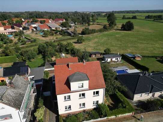 Schöner und großer Altbau mit verschiedenen Nutzungsmöglichkeiten