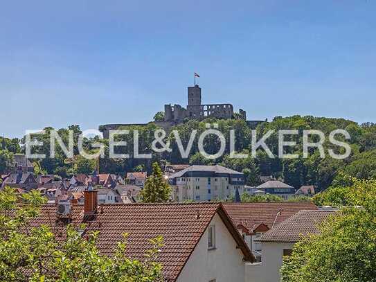 Charmantes 50er Jahre Haus mit traumhaftem Burgblick