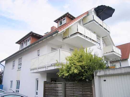 ### MODERNE 3-ZIMMERWOHNUNG MIT SONNENBALKON AM FELDRAND ###