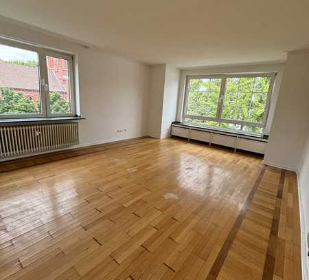 TOP: neuwertige 3,5-Raum-Wohnung mit Aufzug und Abstellkammer auf ca. 88 m² zu vermieten