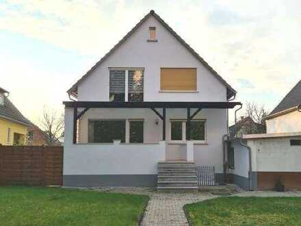 Modernisiertes 2-Fam.-Haus mit großem Garten, Garage u. Carport