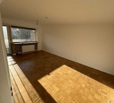 Schöne 3-Zimmer-Wohnung mit EBK und Garage in Rheinberg-Orsoyerberg