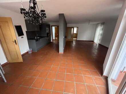 Schöne, modernisierte Etagenwohnung im Herzen von Neunkirchen zu verkaufen