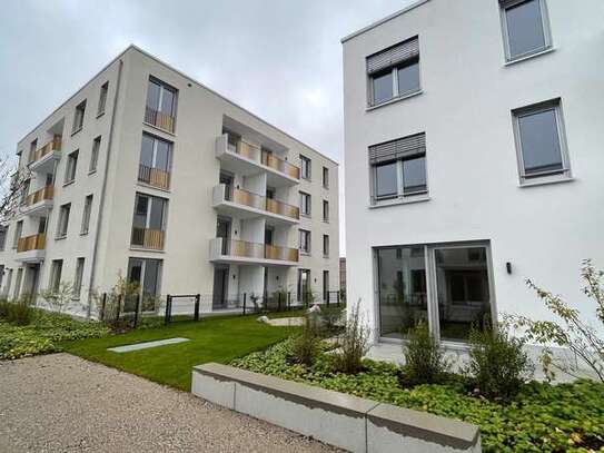 Helle 2-Zimmer-Wohnung mit Balkon in München Feldmoching