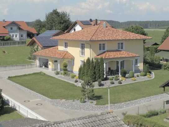 Einfamilien Haus im Toskana Stil, ruhige Lage