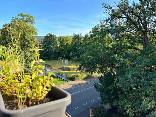 Schöne 4-Zimmer-Maisonette-Wohnung in zentraler Lage. Funktionaler Komfort auf zwei Etagen.