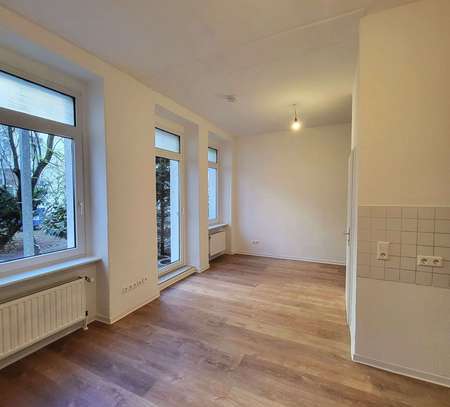 Singlewohnung mit Terrasse im Innenhof + Einbauküche als Option!!!