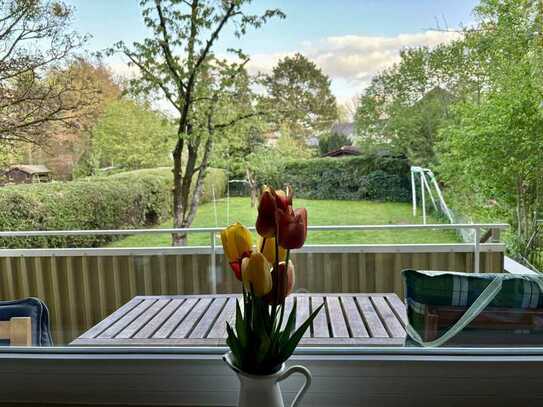 Tolle 3 Zimmer mit Südbalkon und direktem Zugang zum großen Garten