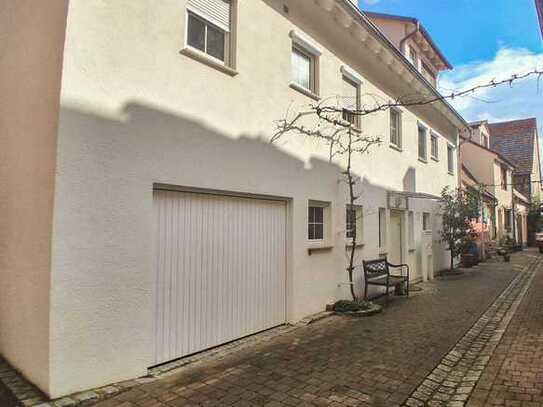 Einzigartiges Wohnhaus mit zwei Maisonetten-Wohnungen & Einliegerwohnung