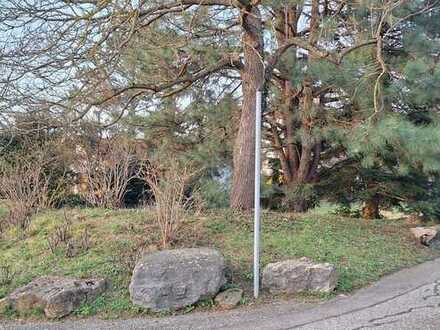 Großes Baugrundstück mit Garage im Mischgebiet von Waldstetten