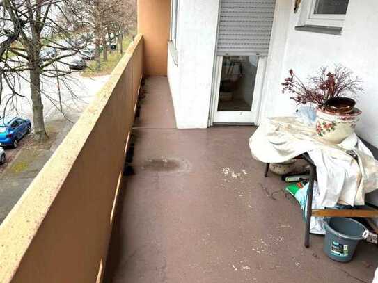 Großzügige 2 ZKB-Wohnung, ruhig in Pfersee gelegen