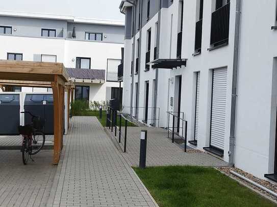 Barrierearme, ruhige 2 Zimmer-Neubau-Wohnung mit Terrasse und Garten