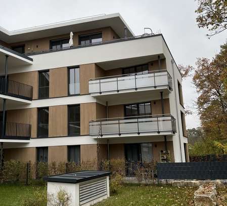 Erstbezug- 4-Zimmerwohnung - Am Marienbergpark - Einbauküche - Balkon - TG - Aufzug