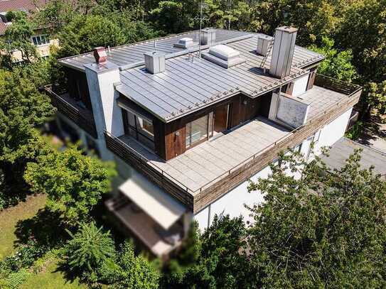 Lichtdurchflutete Dachterrassenwohnung mit viel Potenzial im traumhaften Nymphenburg