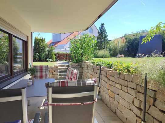Großzügige, helle 3 Zimmer-Wohnung mit Einbauküche und Garten in Mühlacker