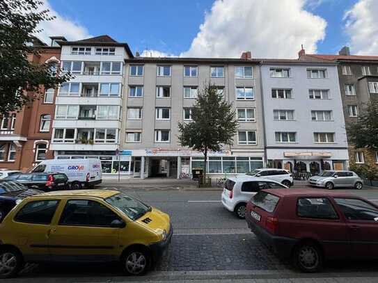 KUNZE: 3-Zimmer Wohnung mit Balkon in der Südstadt!